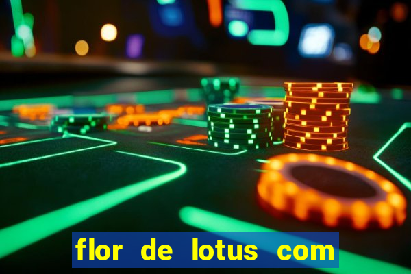 flor de lotus com lua tatuagem